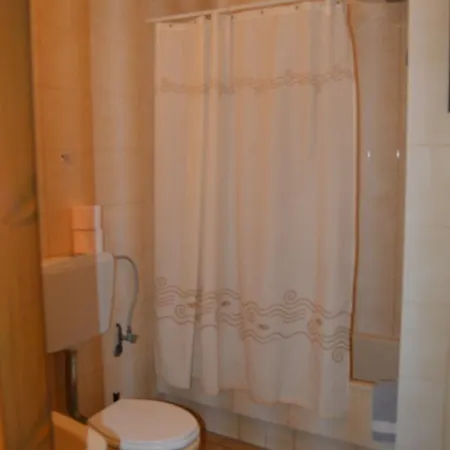 Apartman Eva *