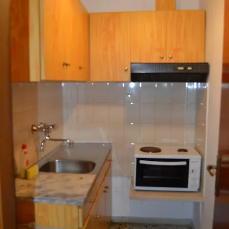 Eva Apartman Limenária